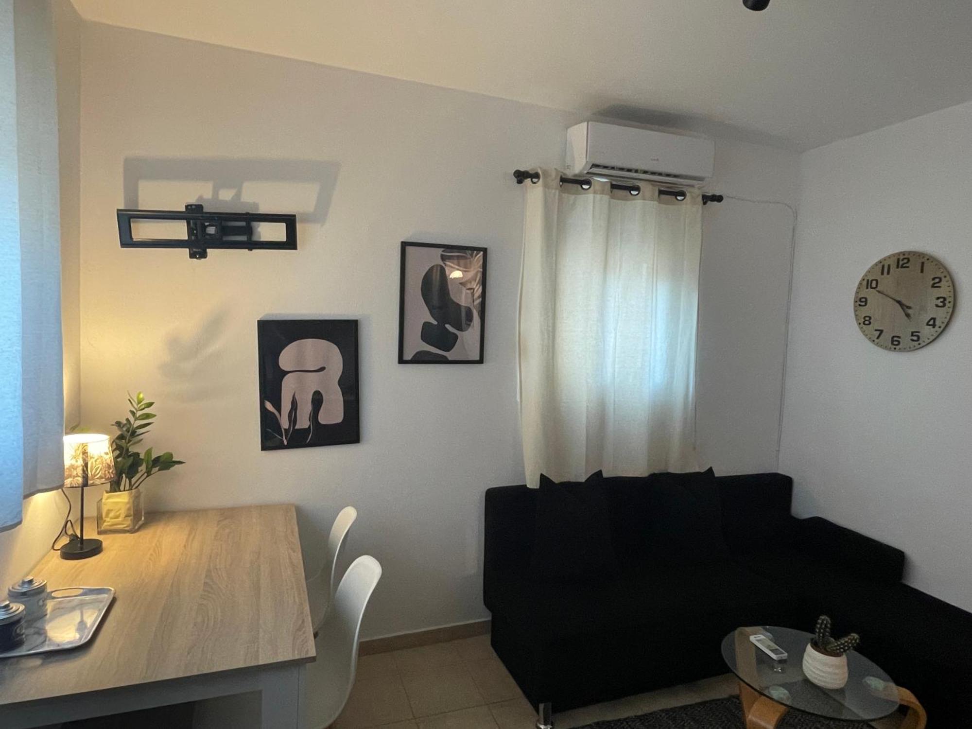 Semi-Basement 250M From Sea, Nea Chili Apartment Александруполис Екстериор снимка